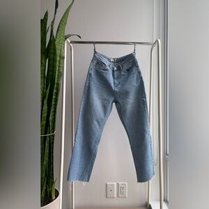 TOPSHOP | Raw Hem Straight Leg Jeans W28 L30
